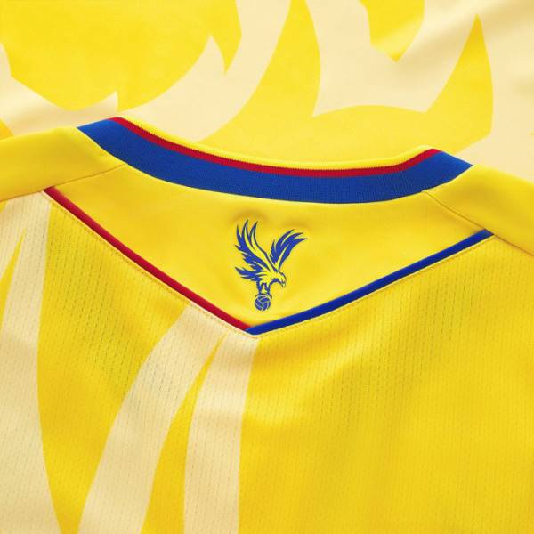 Jersey Crystal Palace FC 2024/25 Away Macron Football Kit Yellow / Blue | Jersey-267