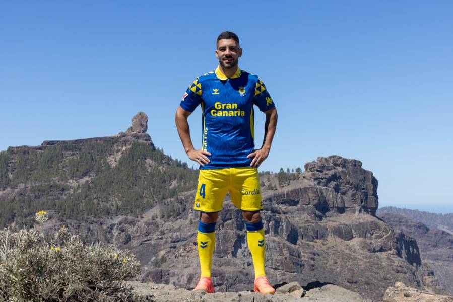 Jersey UD Las Palmas 2024/25 Away Hummel Football Kit Blue / Yellow | Jersey-452